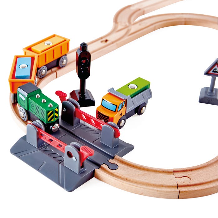 hape crossing and crane set