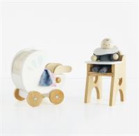 Le Toy Van Daisylane Nursery Set and Baby
