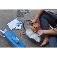 Little Pet Vet Play Set in Carry Bag