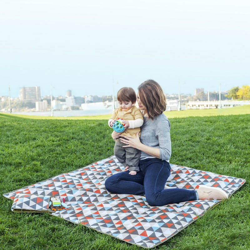 Skip Hop Central Park Outdoor Blanket - Chevron